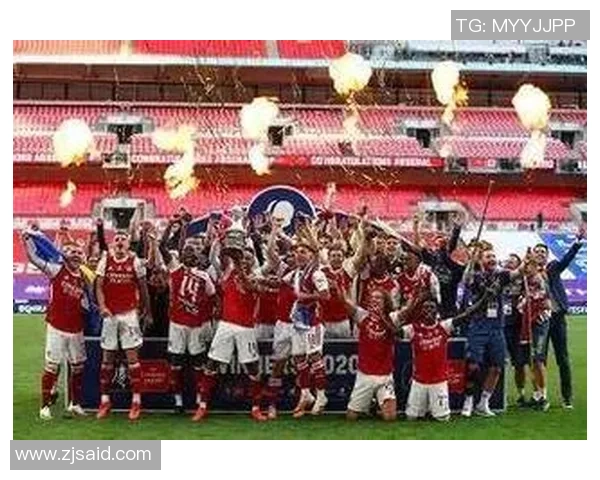 欧冠激战：本菲卡与阿森纳战成平局乌龙球成焦点引发全场热议