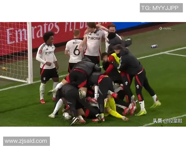 足总杯精彩对决多特蒙德与曼联激战成平局数据分析引发热议