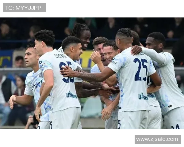 友谊赛惊现冷门拜仁3-0战胜皇马乌龙球引发全场轰动 友谊赛惊现冷门拜仁3-0战胜皇马乌龙球引发全场轰动